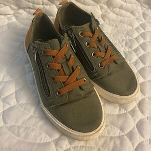 Kids' Lucian Double Zipper Sneakers - Cat & Jack army green